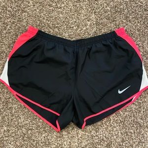 Nike Womens Tempo Running Short Size XL EUC